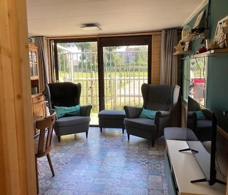 Aan De Dijk Hotell Dordrecht Eksteriør bilde