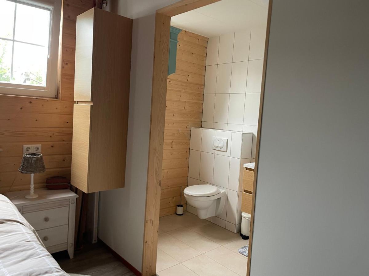 Aan De Dijk Hotell Dordrecht Eksteriør bilde
